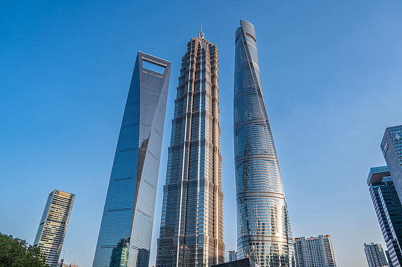 上海陆家嘴三件套 金茂大厦 环球金融中心 上海中心大厦 蓝天景观
